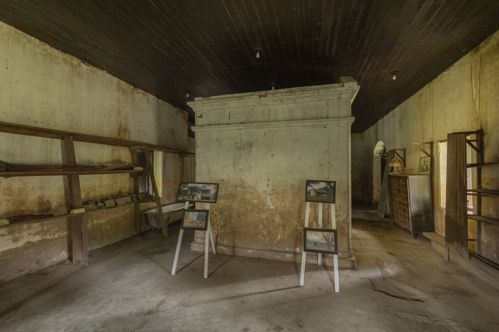 Gallery 6
