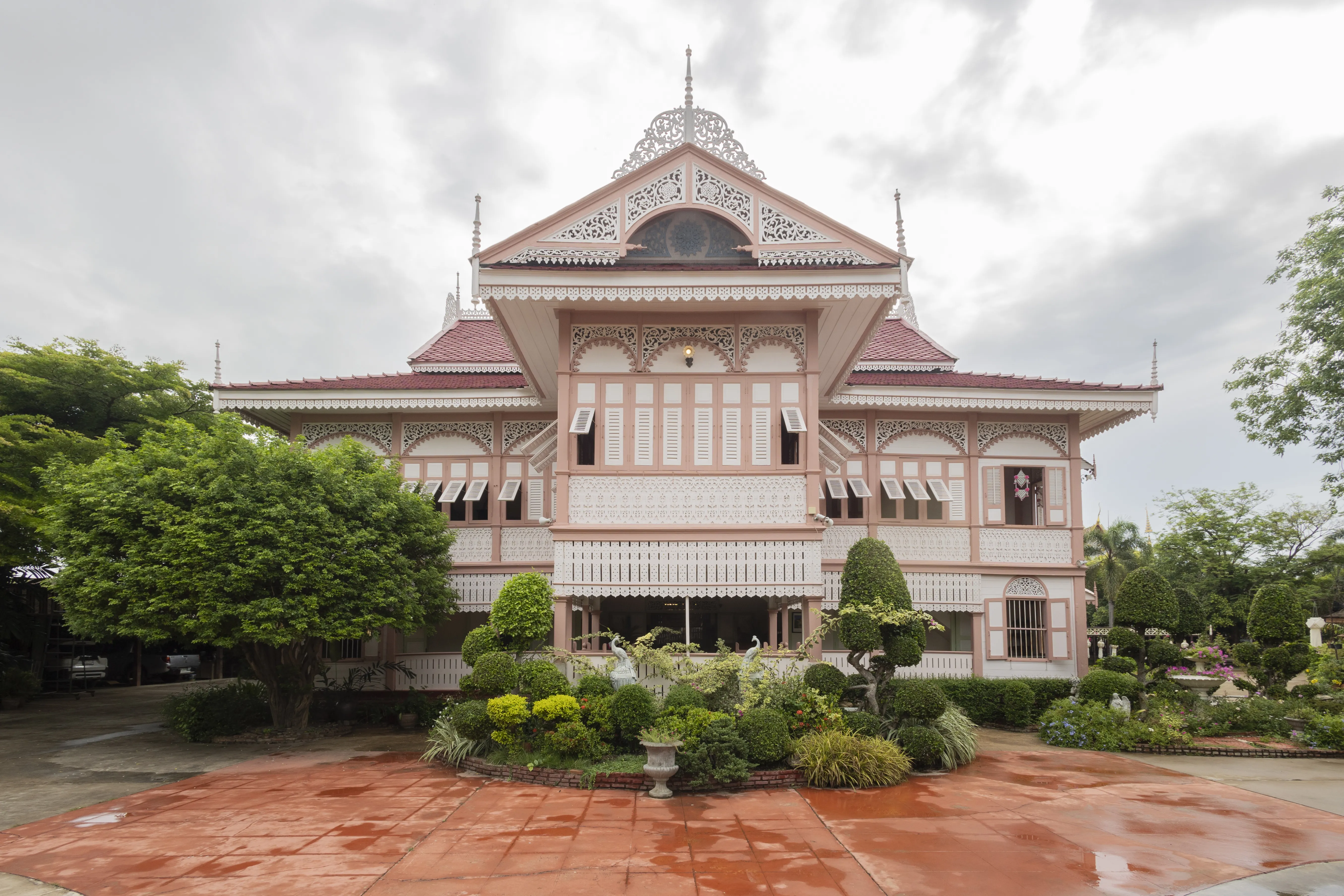 Gallery 2