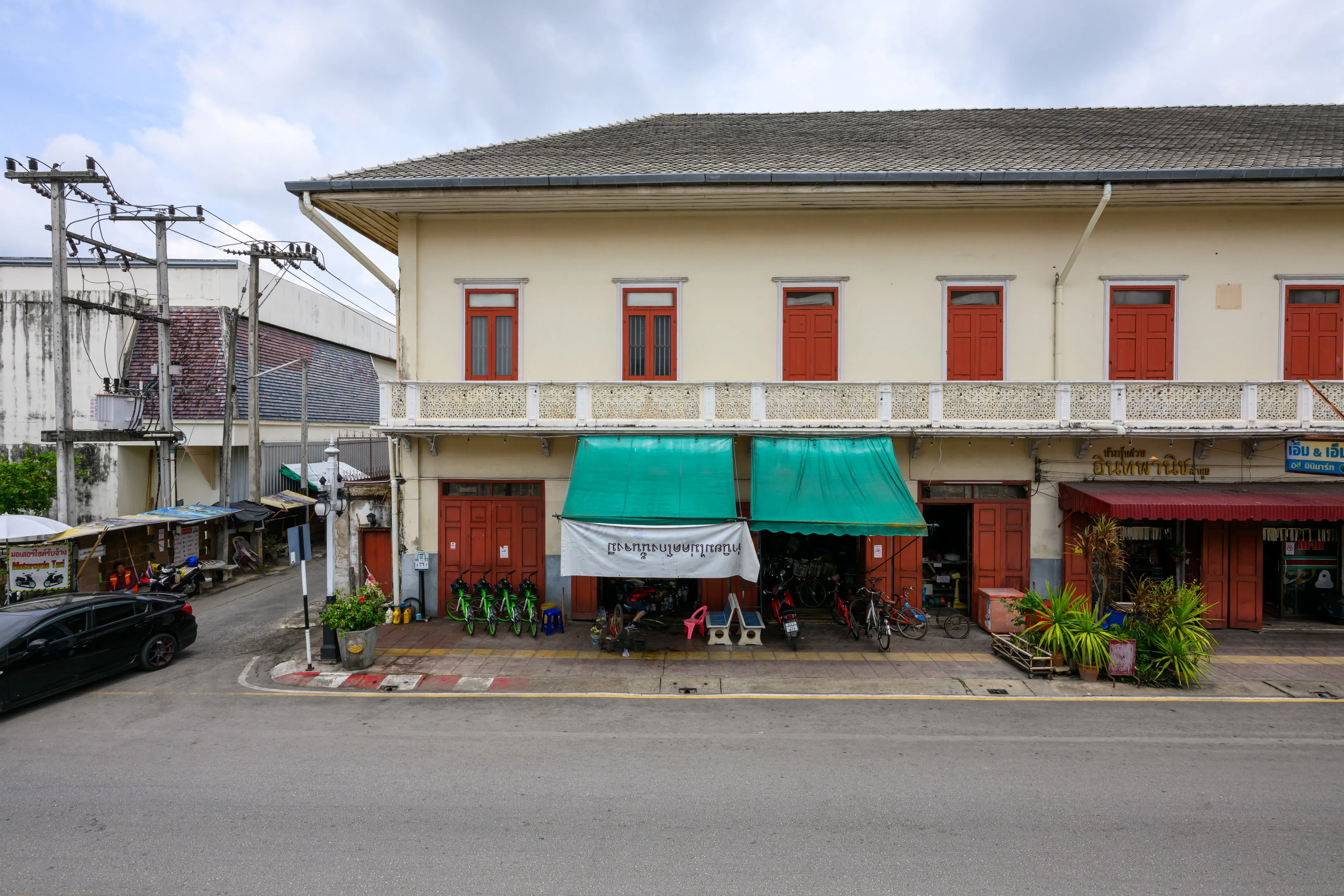 Gallery 5
