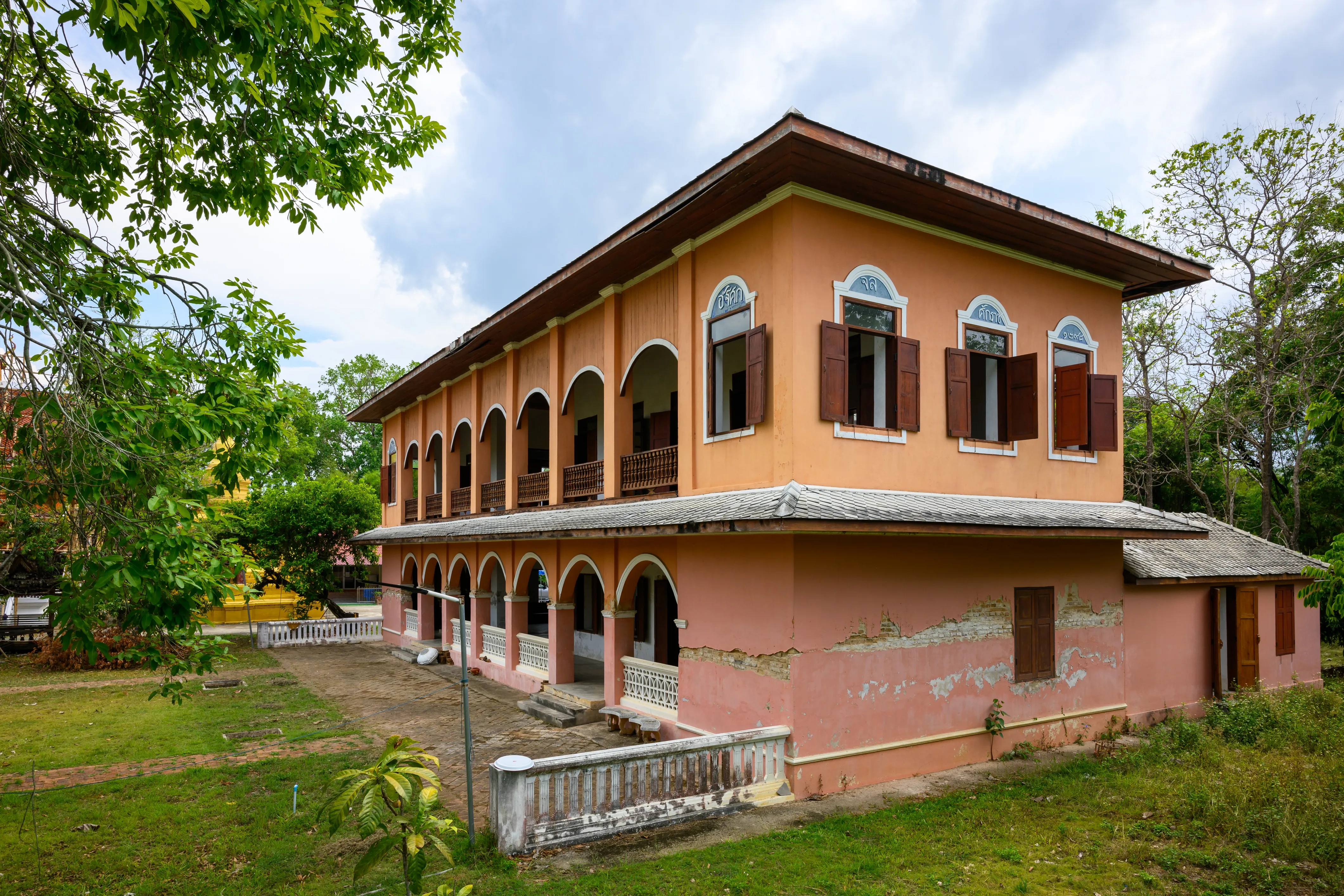 Gallery 3
