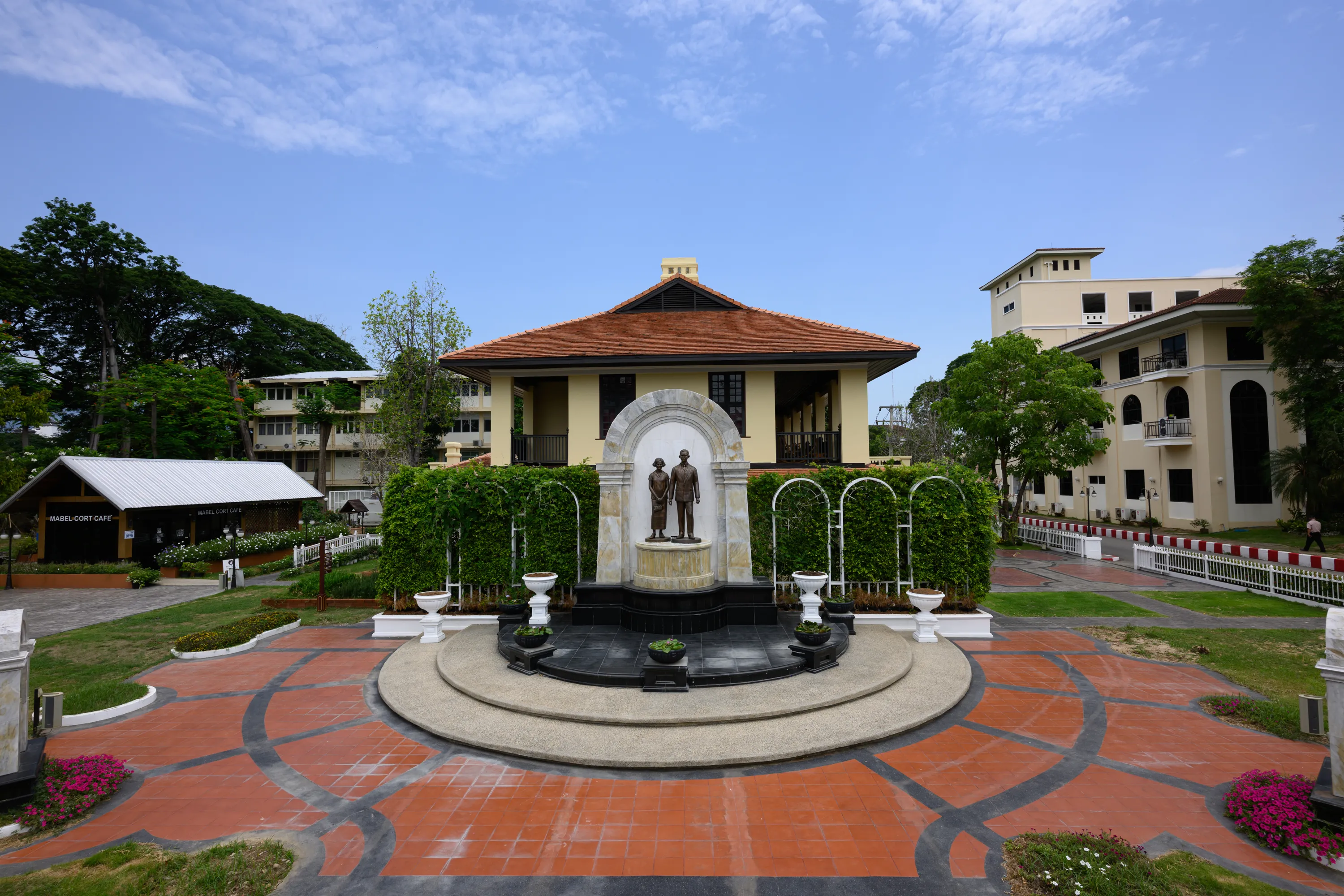 Gallery 6