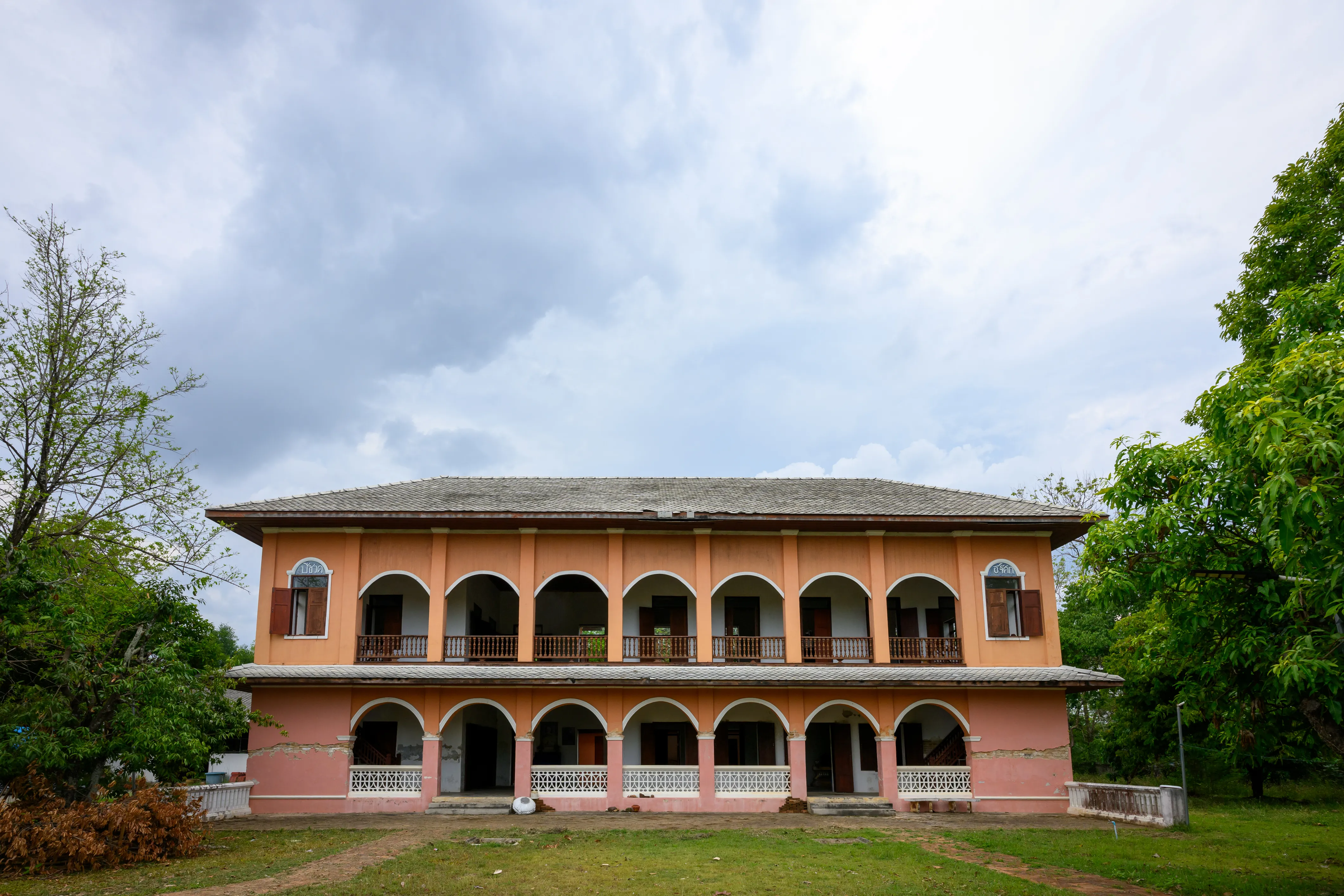 Gallery 2