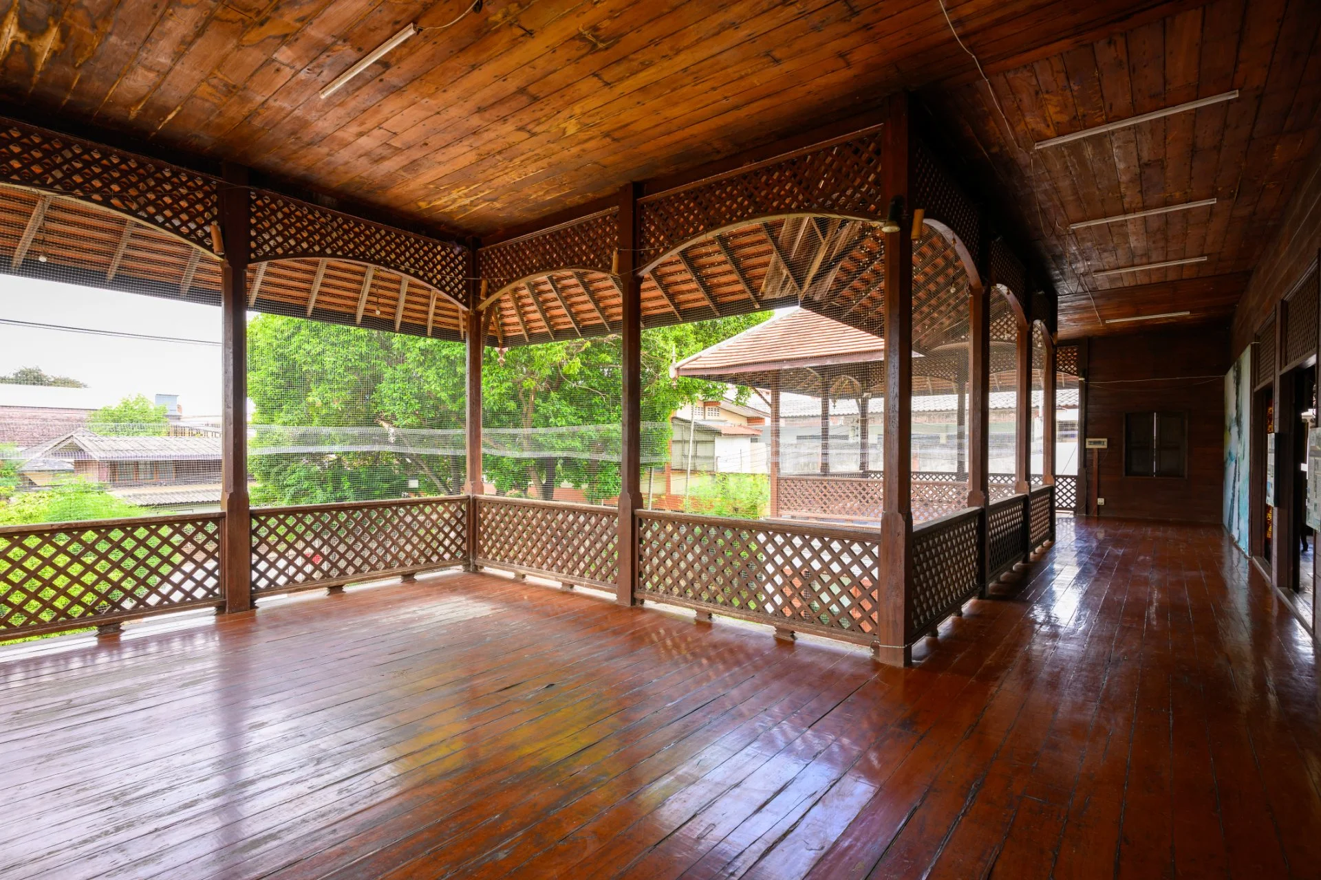 Gallery 2
