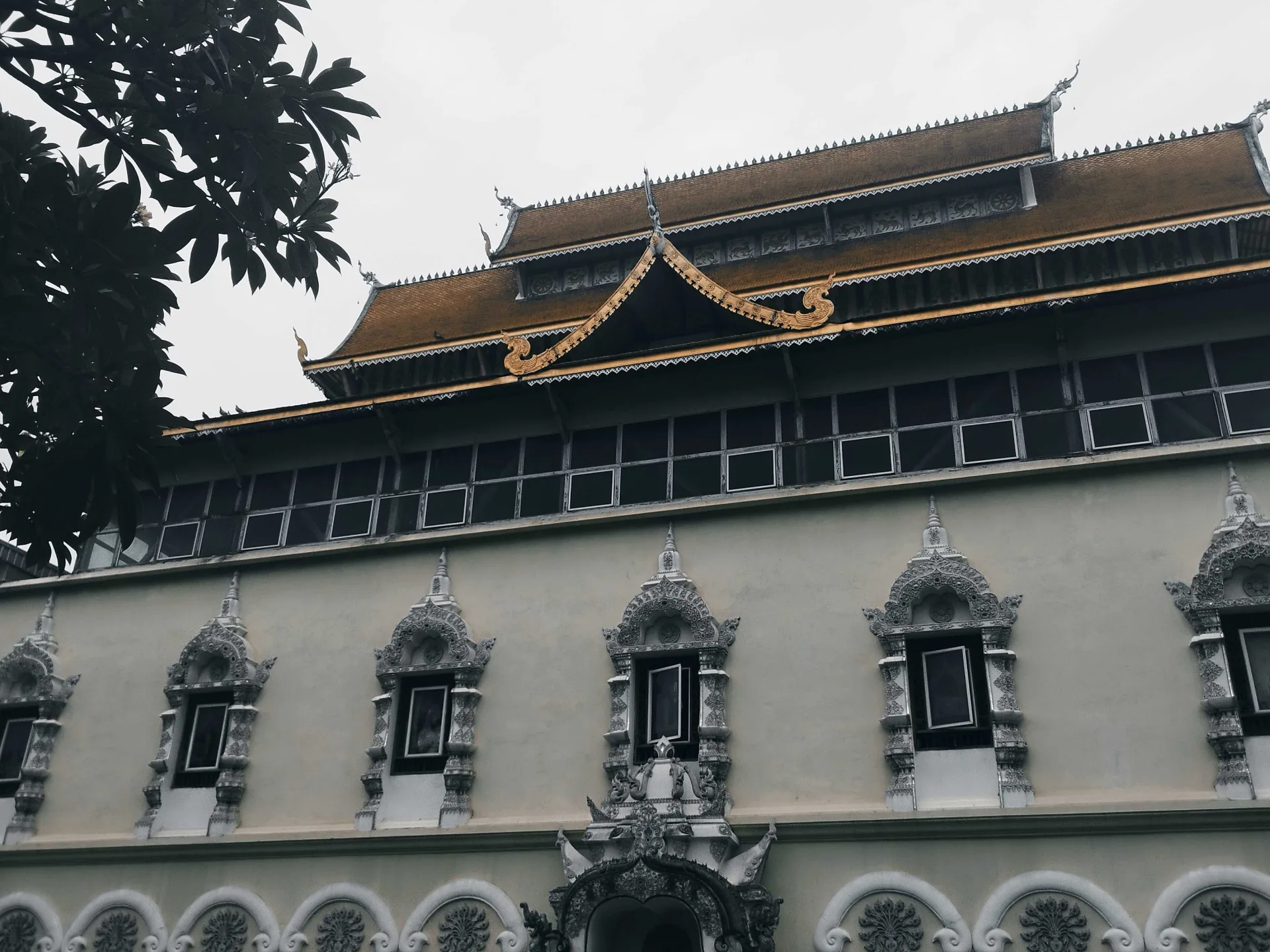 ศิลป์ล้านนาร่วมสมัย