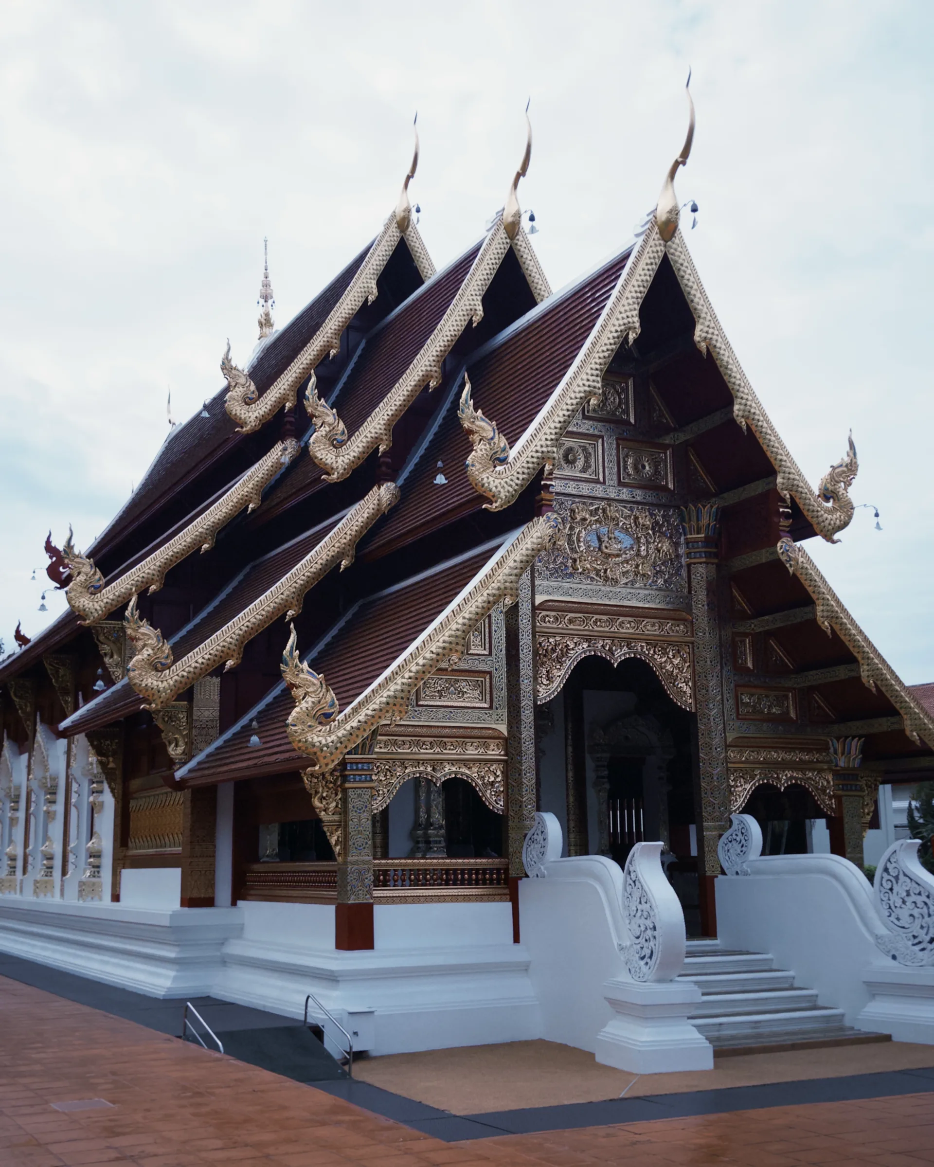 ย้อนอดีต