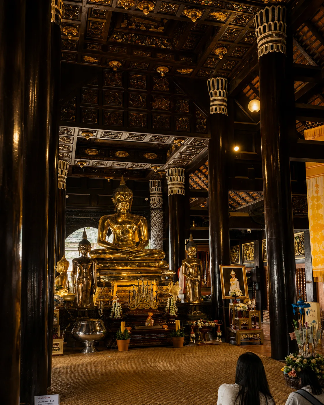 ภายในวิหาร