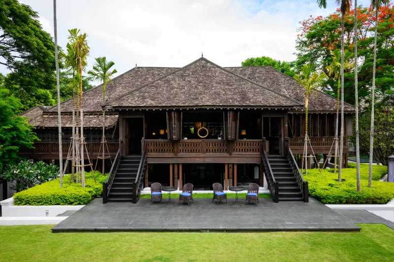 137 พิลลาร์ส เฮาส์ (บ้านบอร์เนียว)