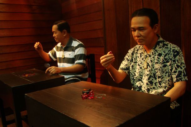 พิพิธภัณฑ์เมืองอัญมณี - Image 2