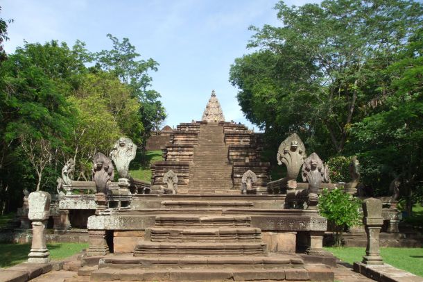 อุทยานประวัติศาสตร์พนมรุ้ง - Image 2