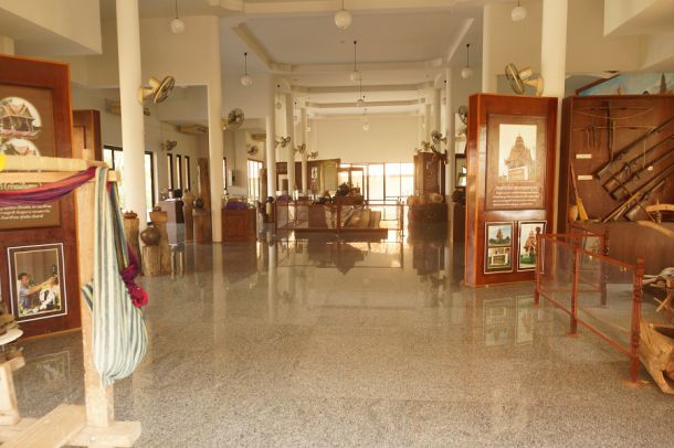 อนุสรณ์สถานเมืองราด - Image 2