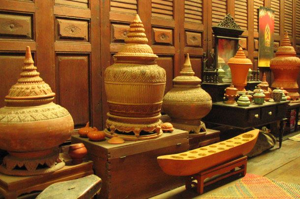 ศูนย์เครื่องปั้นดินเผาพื้นบ้าน กวานอามาน - Image 4