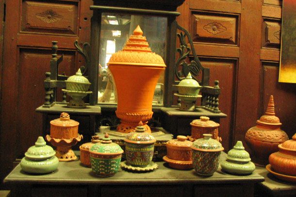 ศูนย์เครื่องปั้นดินเผาพื้นบ้าน กวานอามาน - Image 6