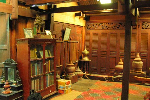 ศูนย์เครื่องปั้นดินเผาพื้นบ้าน กวานอามาน - Image 3